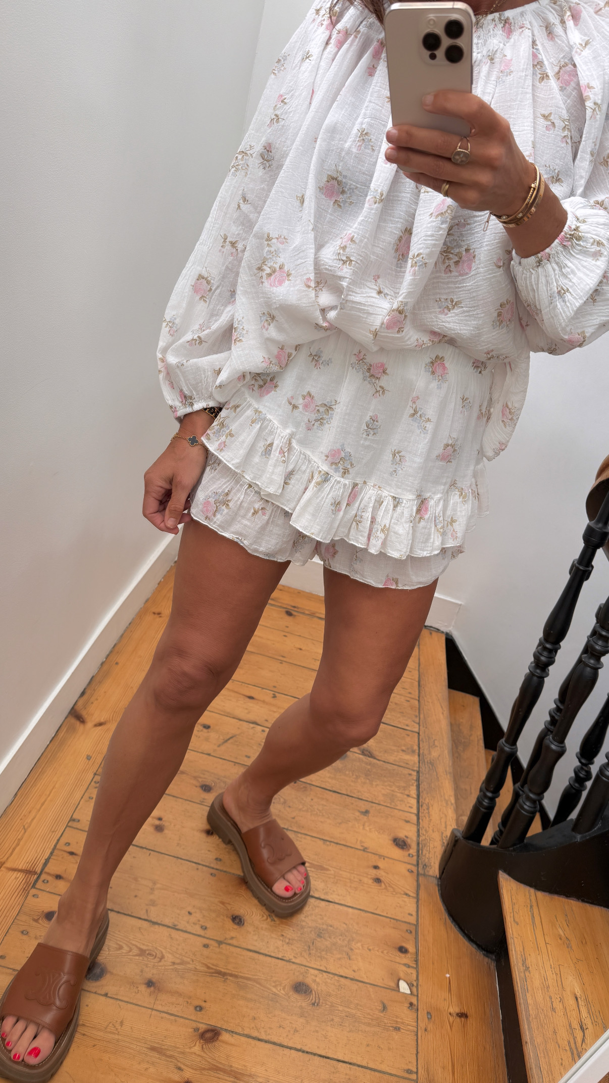 B7FFC457-19FA-4D6D-9420-560601A09EB7 pull doux manches courtes marine