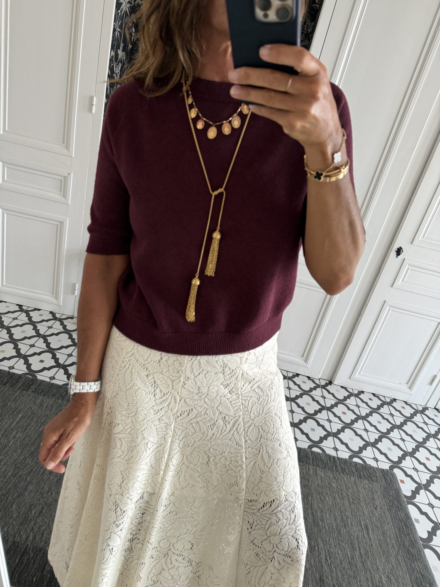 collier larges maillons pierres blanches