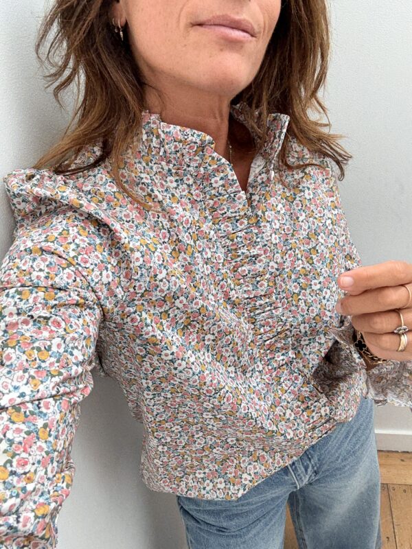 chemise col volanté frou frou vichy bleu