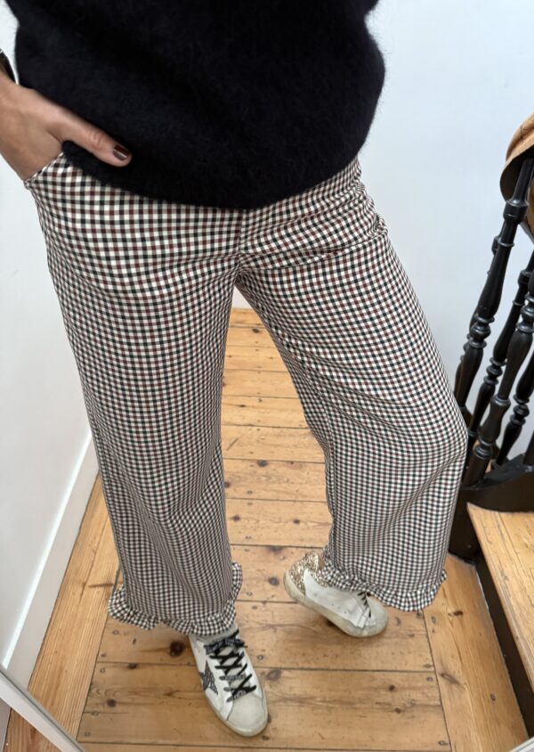 pantalon bas frou frou volant mini carreaux noir bordeaux