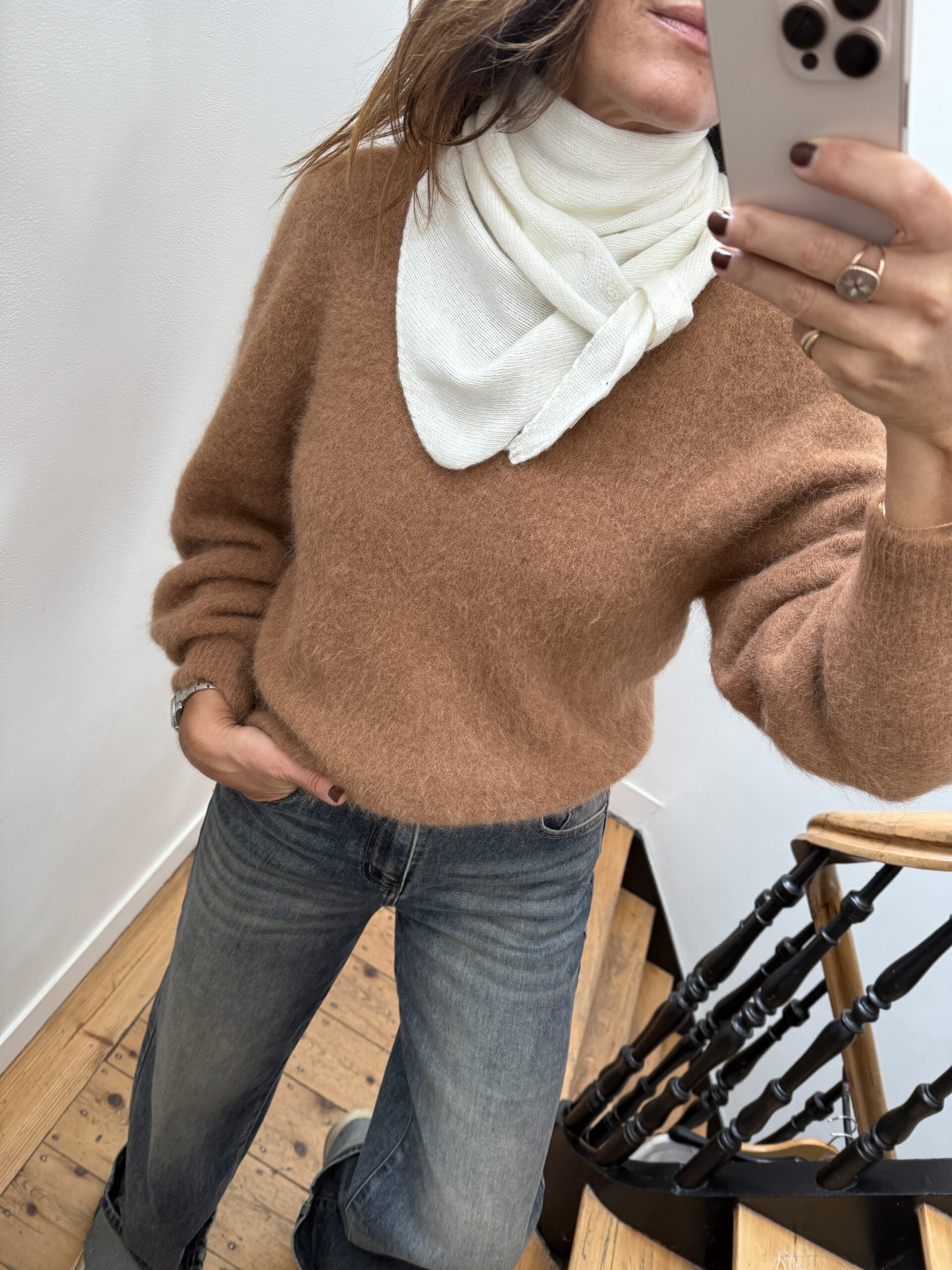 IMG_3735 echarpe triangle noir