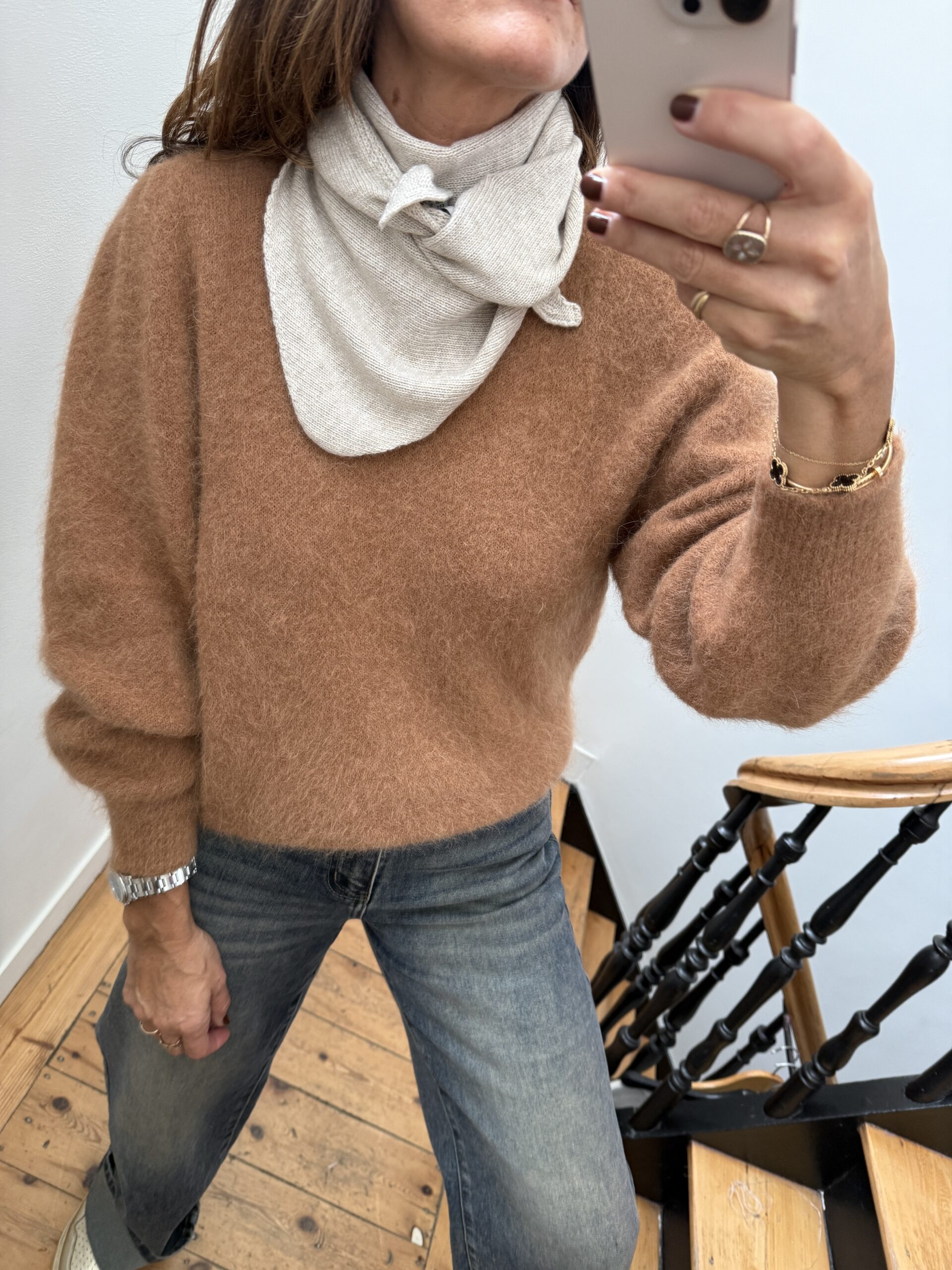 IMG_3746 echarpe triangle noir