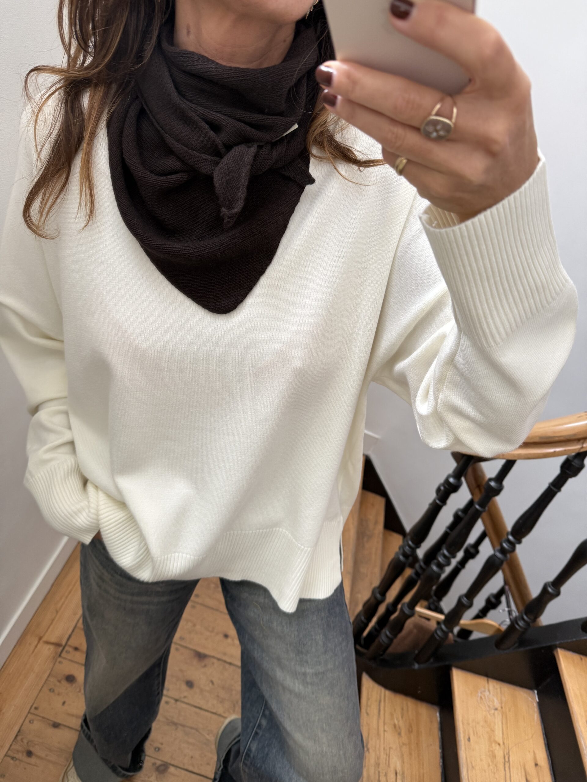 IMG_3749 echarpe triangle noir