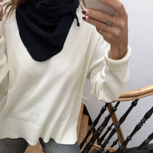 echarpe triangle noir