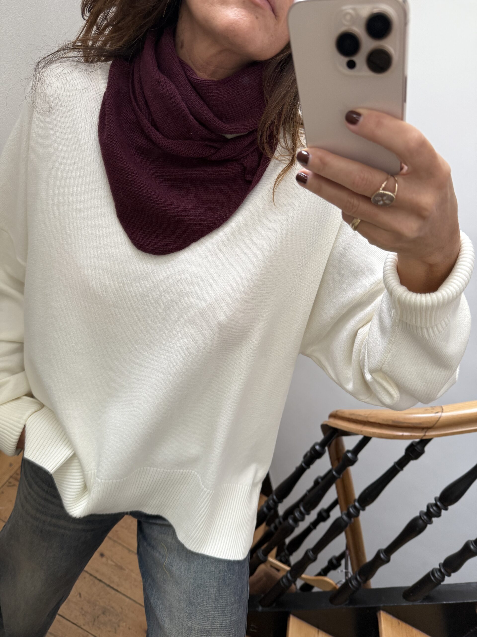 IMG_3756 echarpe triangle noir