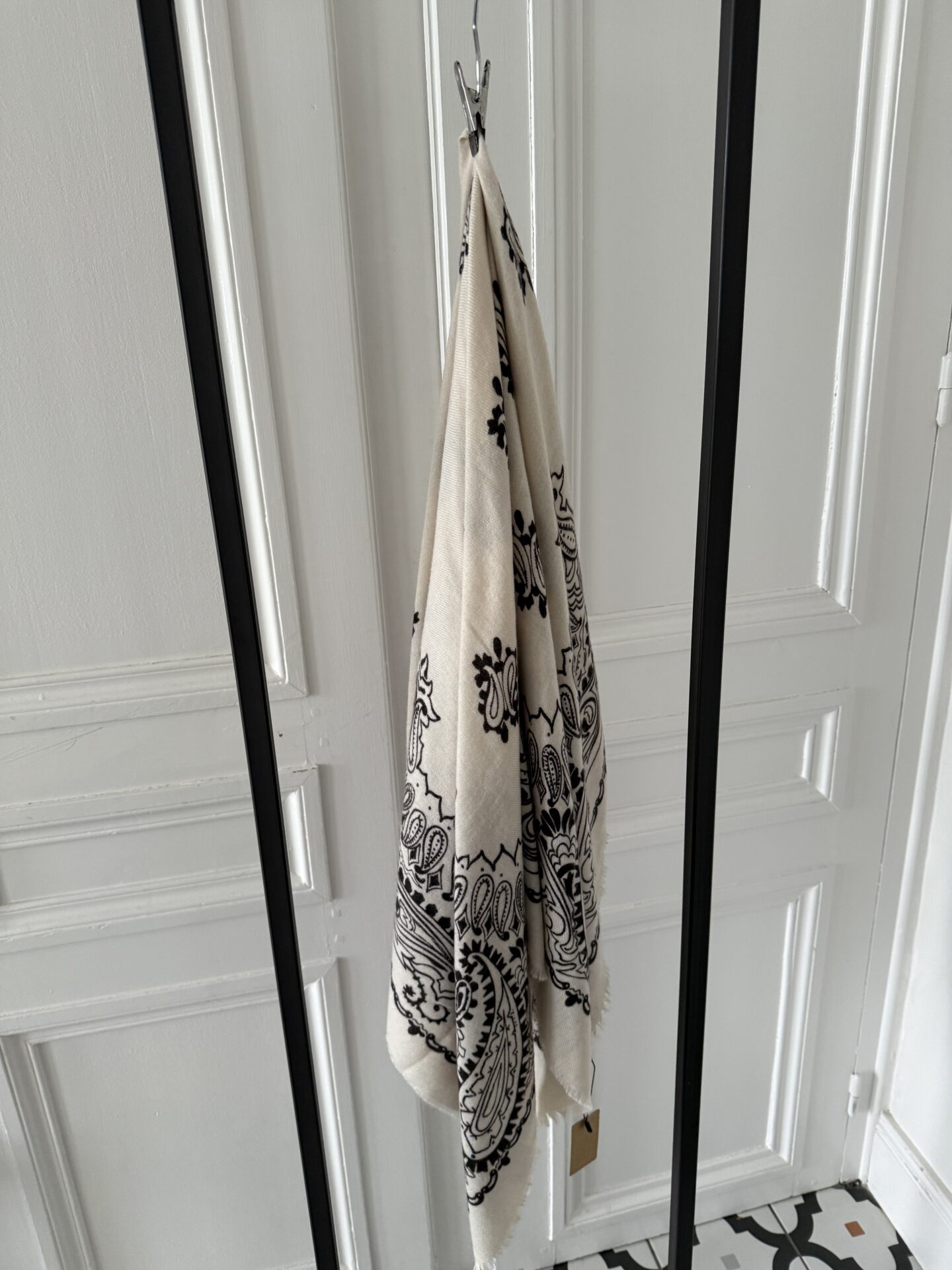 blouse pois prune volants satin