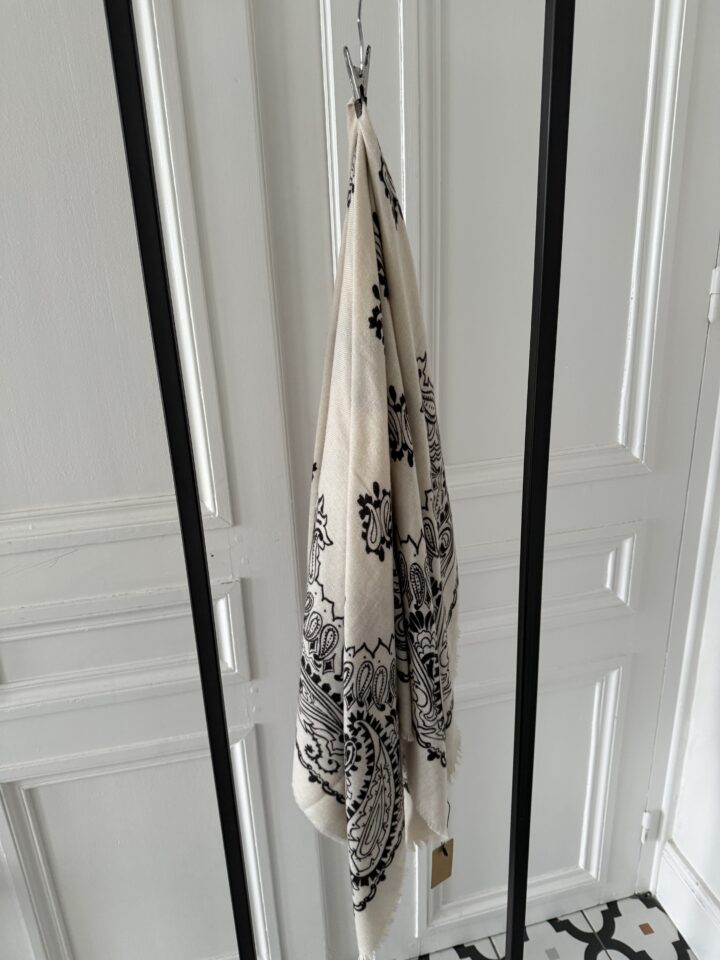 blouse pois prune volants satin