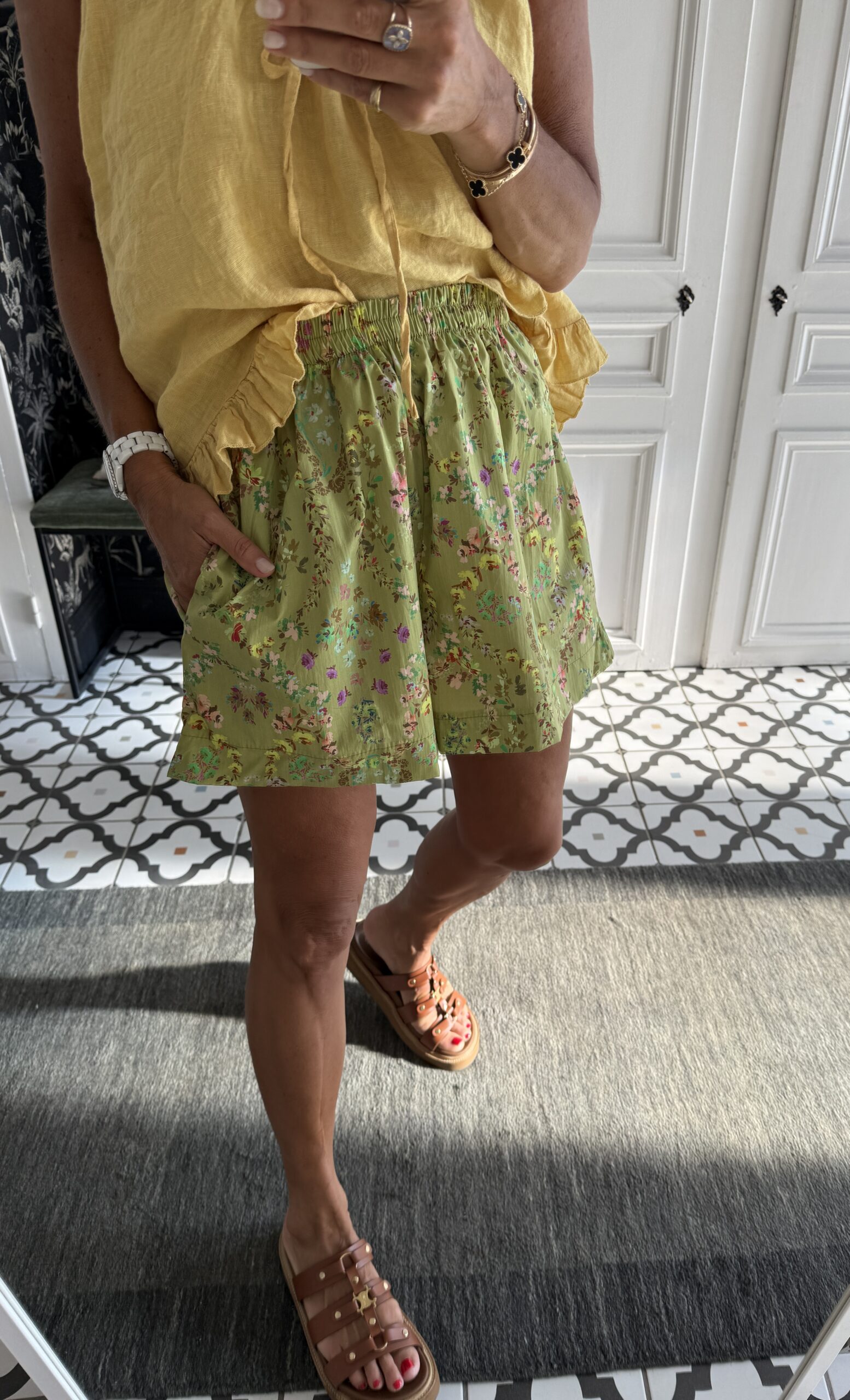 short fleuri coton vert