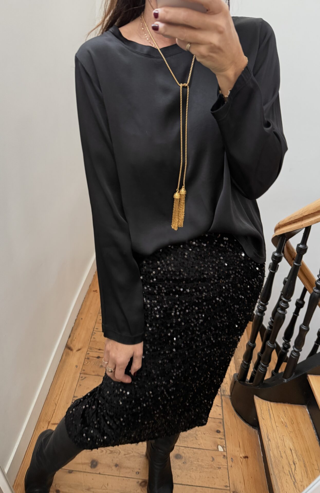 robe velours sequins noir noeud dos