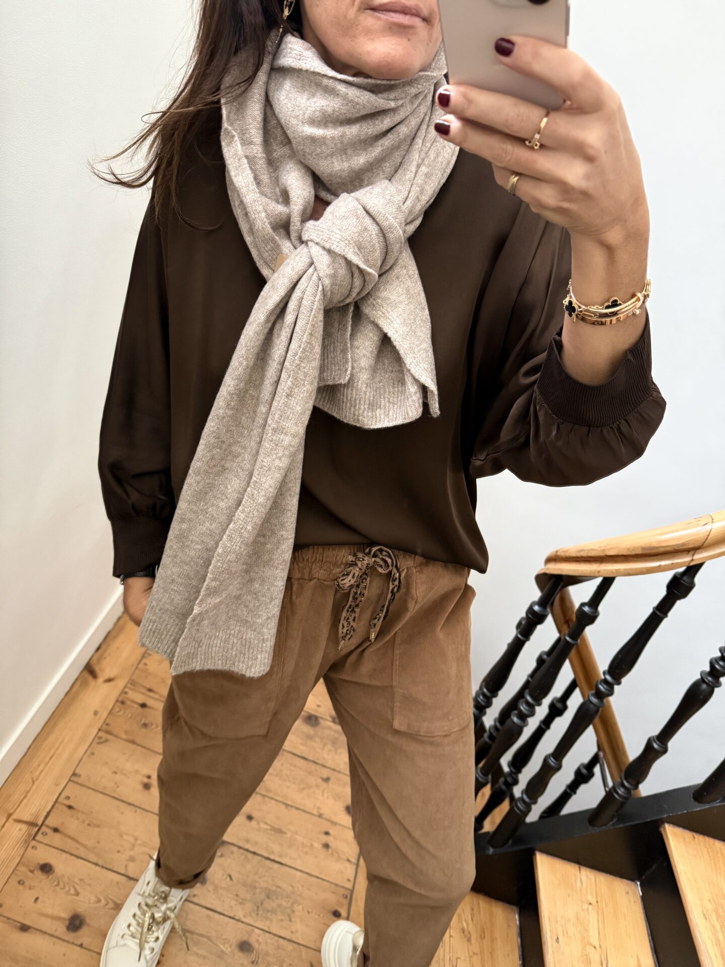 robe velours sequins noir noeud dos