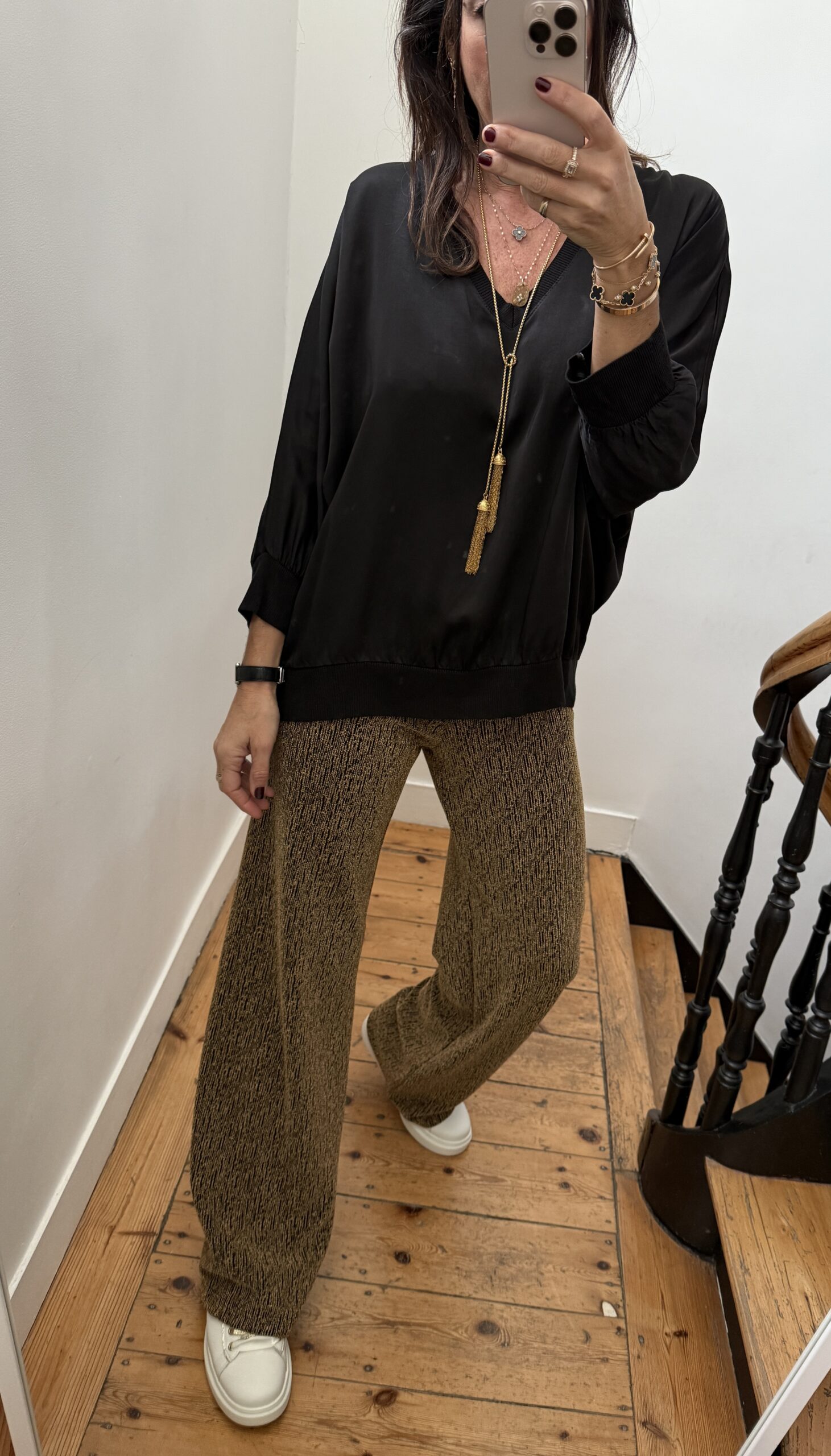 IMG_5448 robe velours sequins noir noeud dos