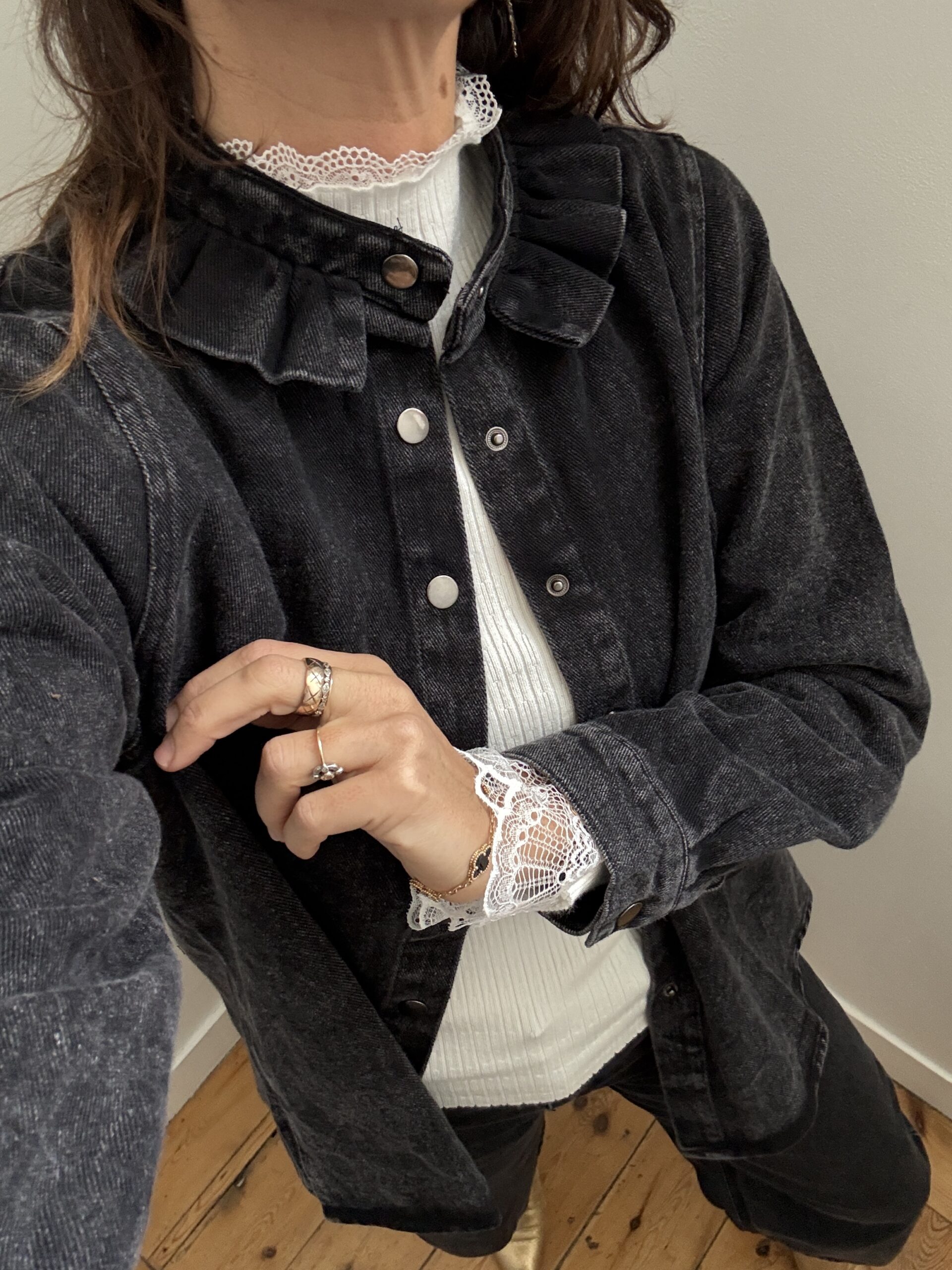 IMG_6107 surchemise col frou frou volant jeans gris