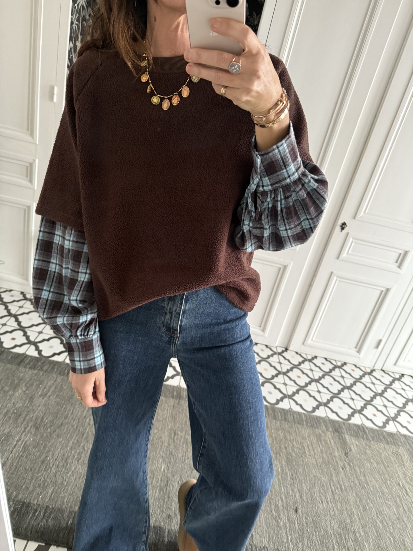 cagoule sequins gris