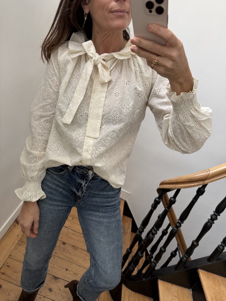 chemise écru noeud brodée