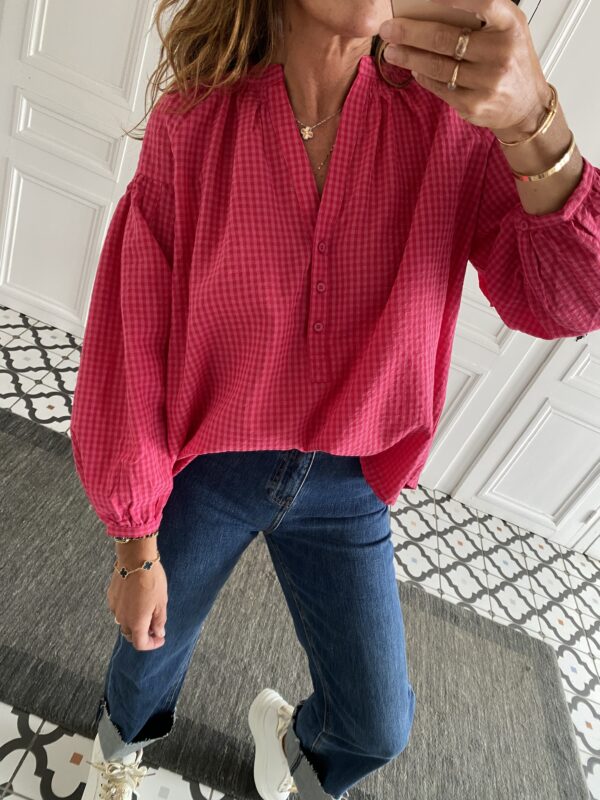 blouse rayée bleu manches brodées (copie)