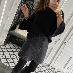 blouse dentelle écru manches évasées