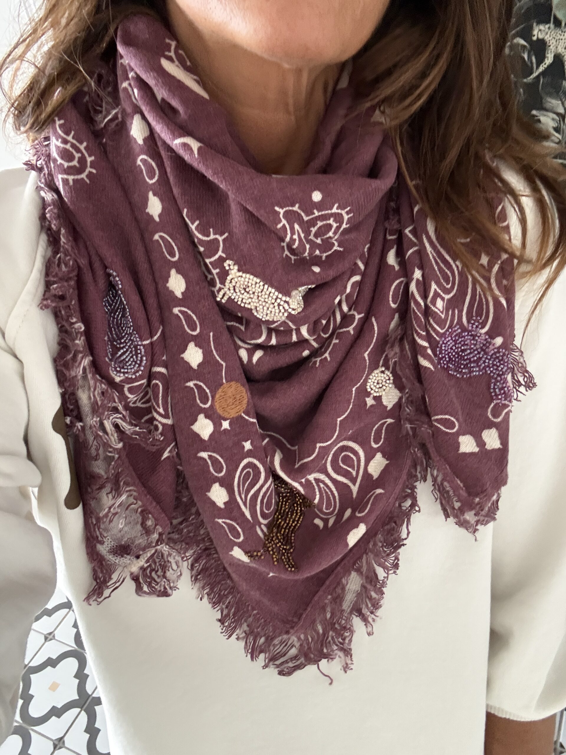 blouse dentelle écru manches évasées