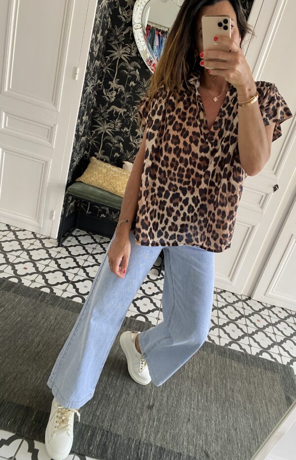blouse col v léopard camel
