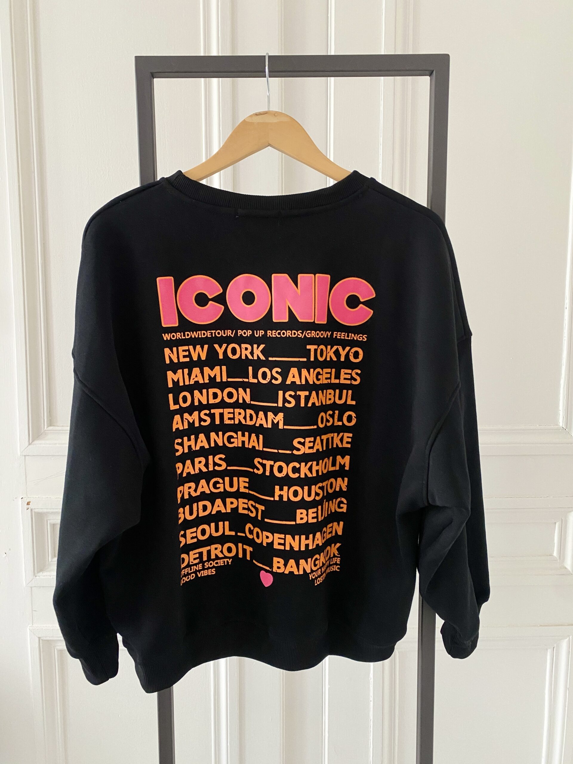 Famous sweatshirt outlet