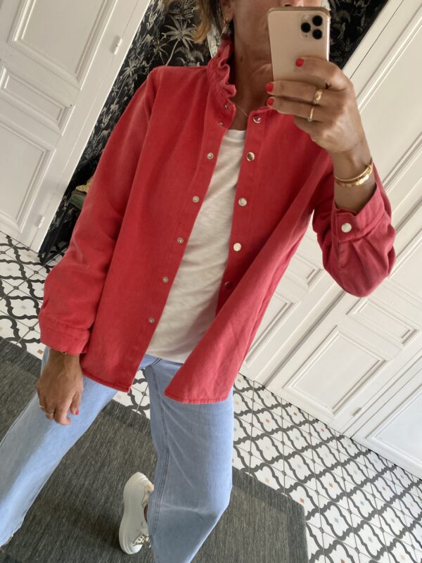surchemise jeans col volanté rouge