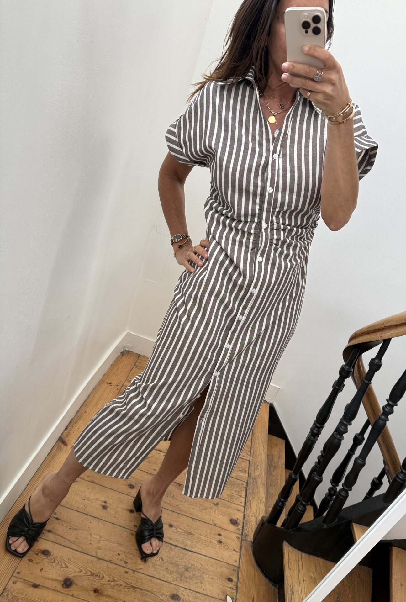 tee shirt volants épaules noir