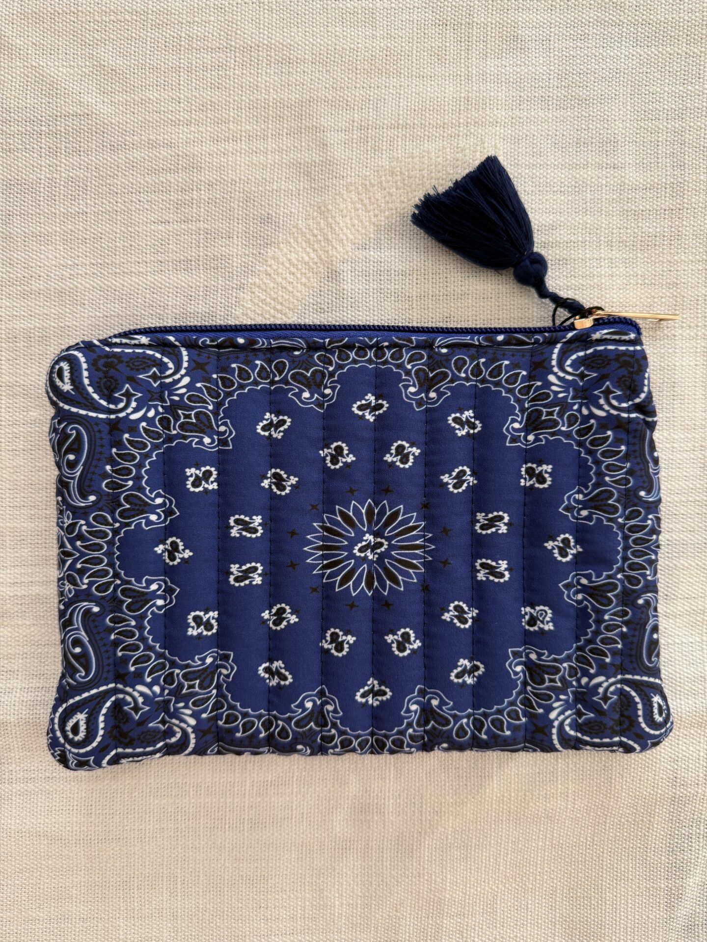 chaussettes bichette lurex gris clair et rouge