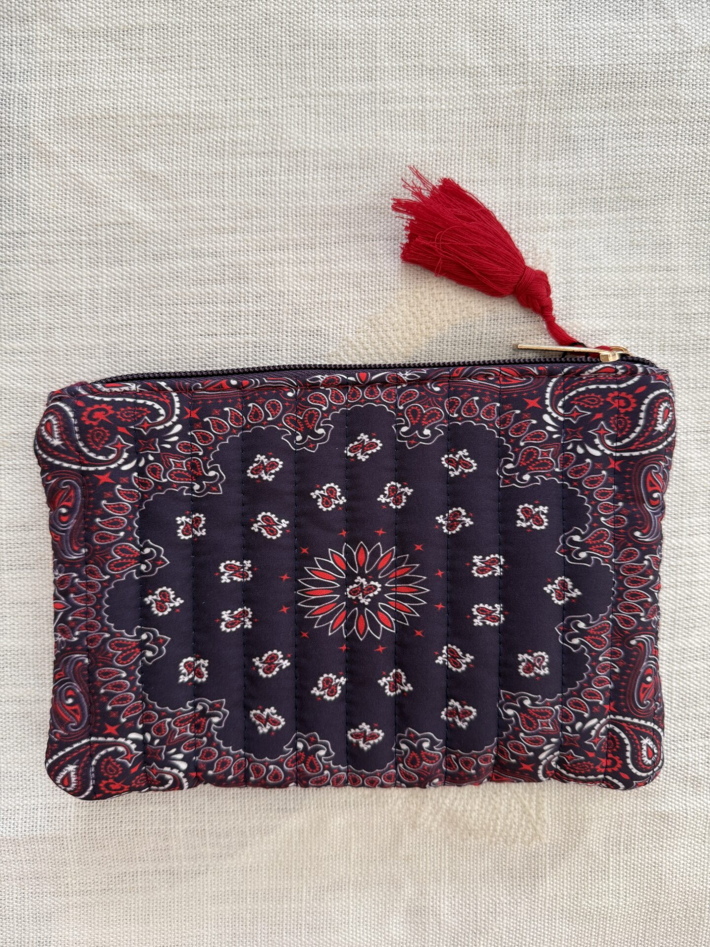 chaussettes bichette lurex gris clair et rouge