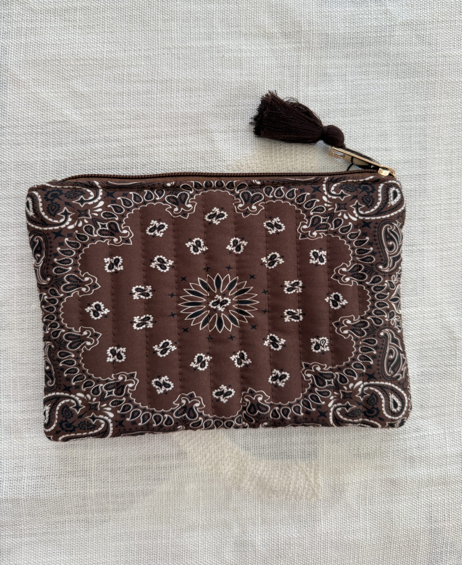 chaussettes bichette lurex gris clair et rouge